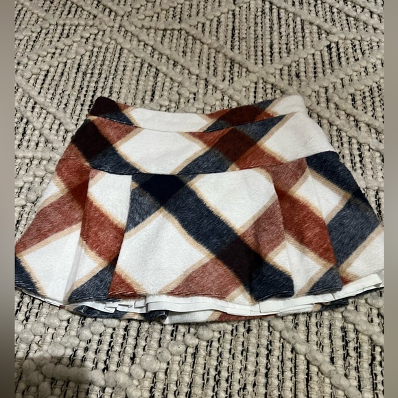 Janie and Jack skirt - Picture 2 of 4